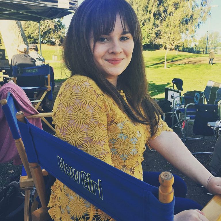 Lauren Dair New Girl